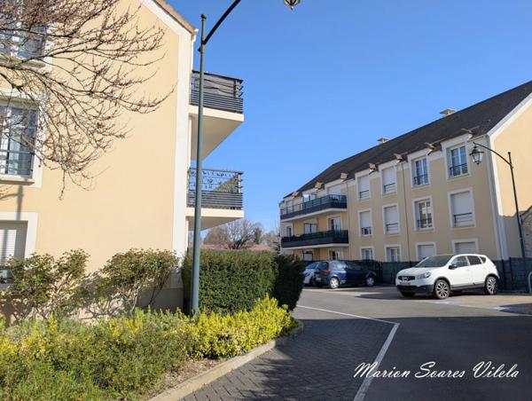 Lumière, calme et extérieur : un appartement soigné dans une résidence Kaufman & Broad à Coubert (77170)