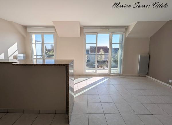 Lumière, calme et extérieur : un appartement soigné dans une résidence Kaufman & Broad à Coubert (77170)