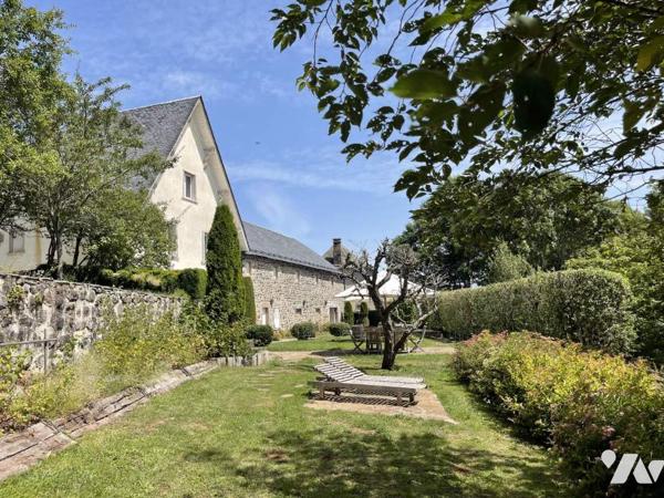 Belle Maison en pierre avec grange sur 1ha5