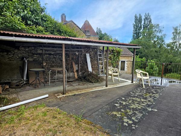 Commerce à vendre à Châlus (87230) - Haute-Vienne