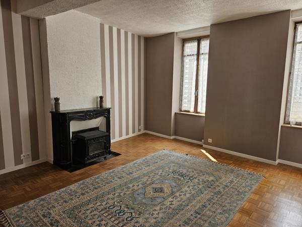 Commerce à vendre à Châlus (87230) - Haute-Vienne