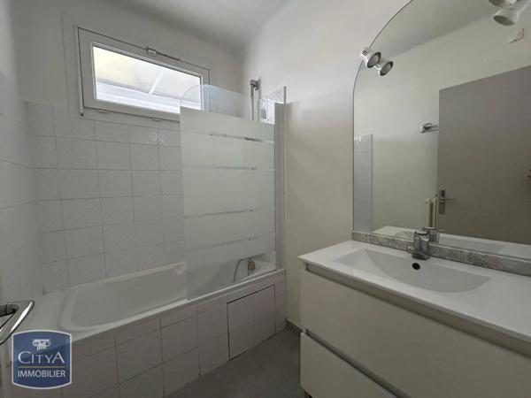 Appartement à louer 4 pièces 68.5m²