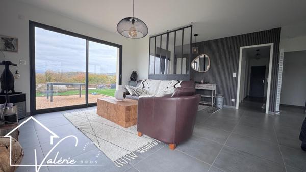 À vendre – Maison neuve avec vue époustouflante –