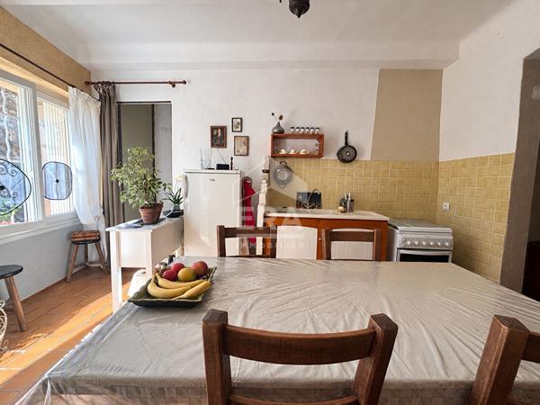 Maison de village Mallemort 63 m2 - Terrasse - garage- atelier.