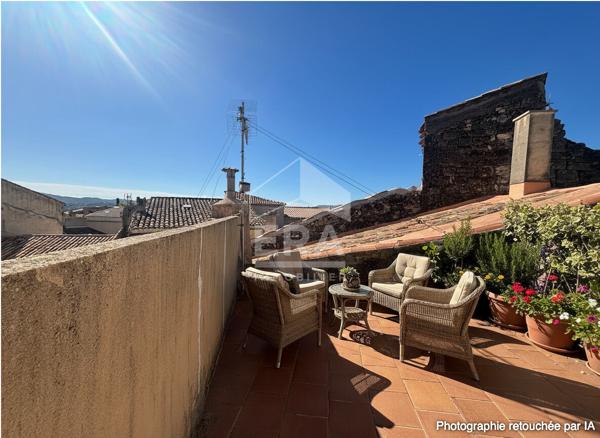 Maison de village Mallemort 63 m2 - Terrasse - garage- atelier.