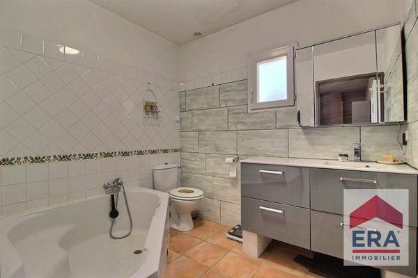 Maison Aubignan 3 pièces - 59.75 m2 - avec jardin et deux places de parking