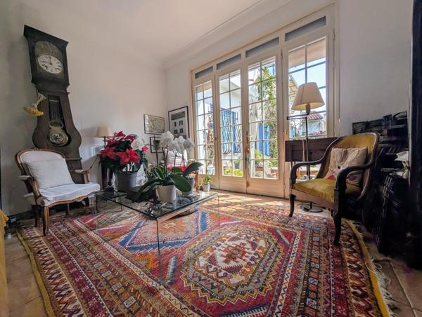 Charmante maison de ville avec jardin et toit terrasse