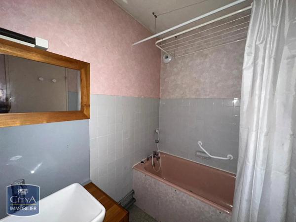 Appartement à louer 3 pièces 69.29m² Mâcon (71000)
