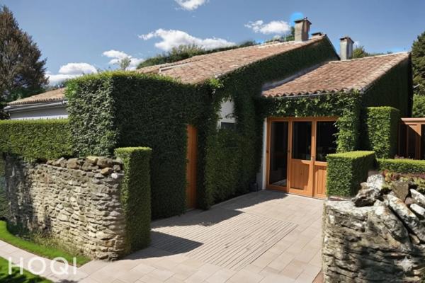 Dpt Gard (30), à vendre proche d'UZES à 8km, maison P6 de 132m2, beau terrain de 600m2, calme.