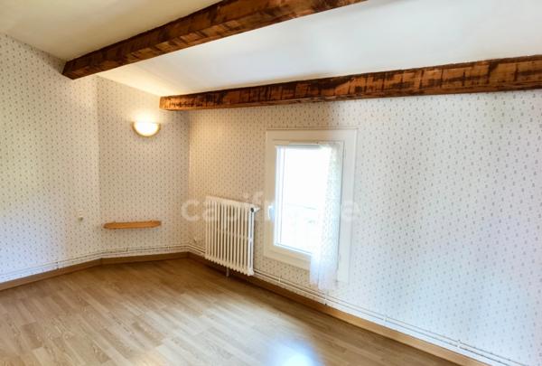 Dpt Gard (30), à vendre proche d'UZES à 8km, maison P6 de 132m2, beau terrain de 600m2, calme.