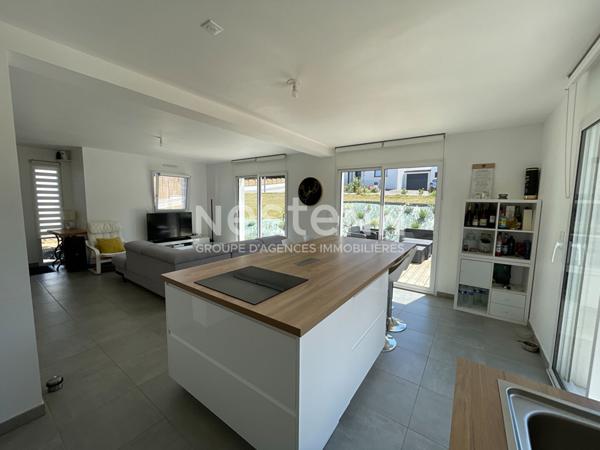 Maison neuve 4 chambres + 1 bureau / Vie de plain pied / Morbihan / Bretagne Sud