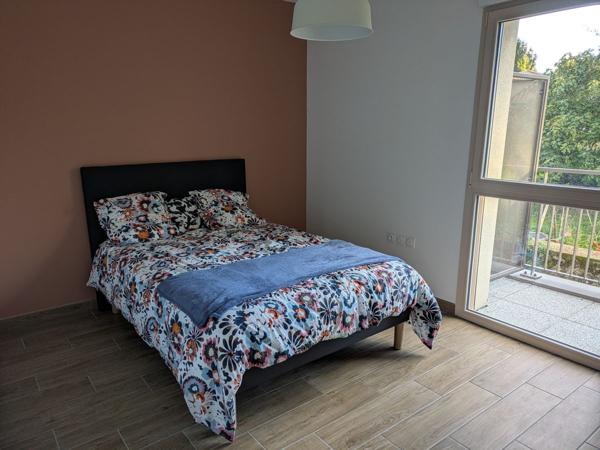 Appartement T2 meublé avec terrasse - RÉSIDENCE BIEN VIVRE DE LOIRE-SUR-RHÔNE - Résidence pour séniors