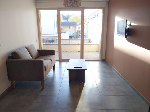 Appartement T2 meublé avec terrasse - RÉSIDENCE BIEN VIVRE DE LOIRE-SUR-RHÔNE - Résidence pour séniors