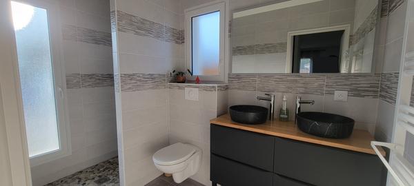 Saint-Vincent-de-Paul (40990) Maison récente T4 Bis tout confort