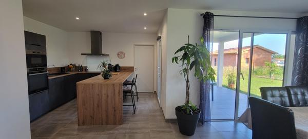 Saint-Vincent-de-Paul (40990) Maison récente T4 Bis tout confort