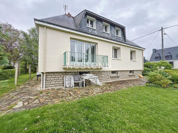 Belle traditionnelle - 4 chambres - terrain de 1044 m²