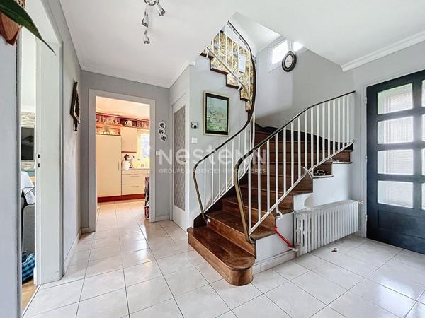 Belle traditionnelle - 4 chambres - terrain de 1044 m²