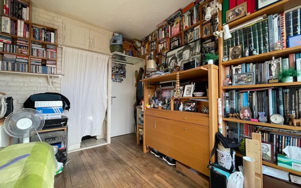 Appartement à vendre    2 pièces • 12 m2 Paris 16