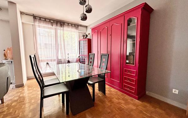 Appartement à vendre    3 pièces • 76,05 m2 Lyon 3