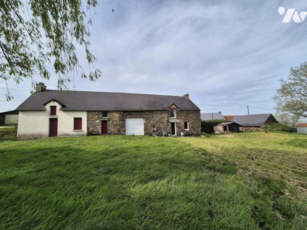 SAINT-CONGARD – Longère en deux habitations avec dépendances sur plus de 3 900 m²