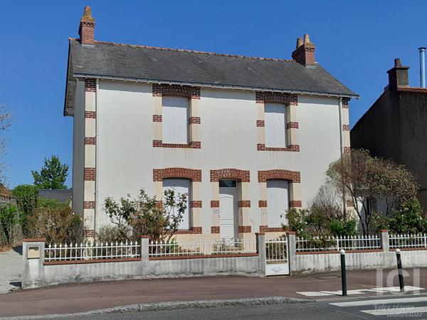 Maison 5 chambres Colocation Sainte Luce sur Loire / Stationnement