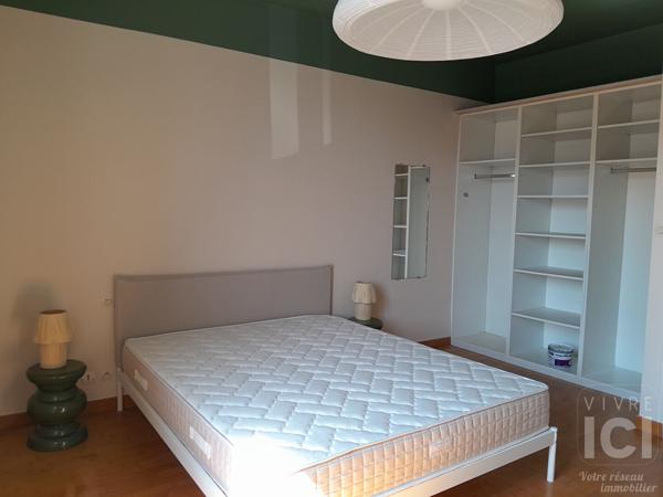 Maison 5 chambres Colocation Sainte Luce sur Loire / Stationnement