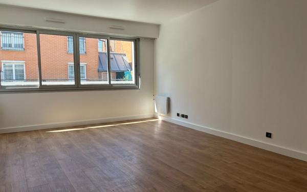Appartement à louer    2 pièces • 46,20 m2 Paris 11
