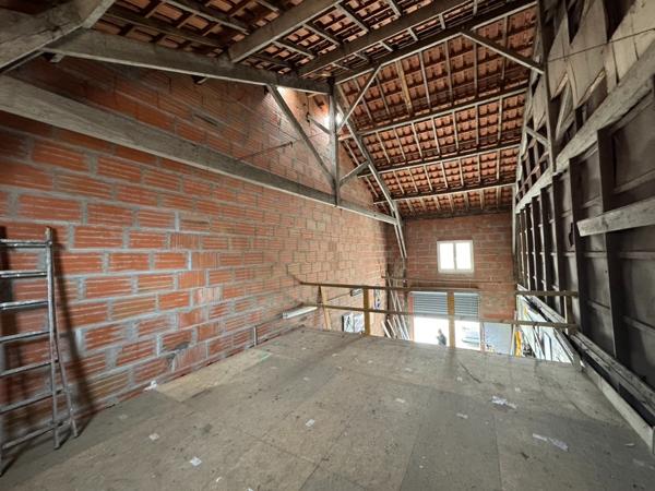 Entrepôt industriel à vendre à Talence - 430 m² - Prix 472 500 €