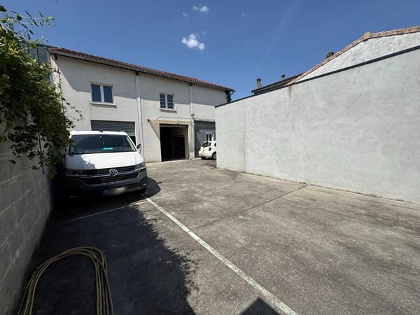Entrepôt industriel à vendre à Talence - 430 m² - Prix 472 500 €