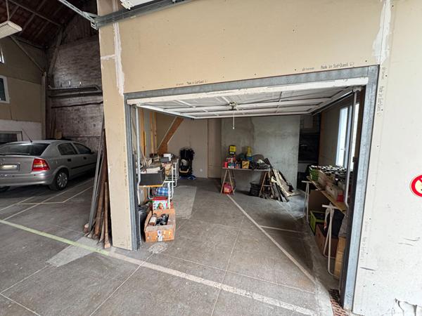 Entrepôt industriel à vendre à Talence - 430 m² - Prix 472 500 €
