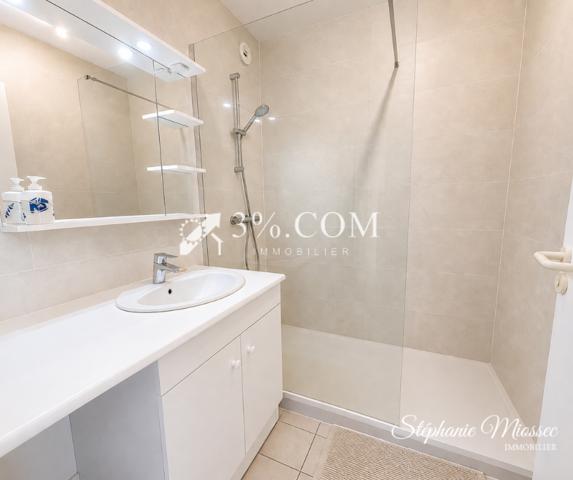 Appartement
                                                                                                                                                                                                                                                                                                                        3 pièce(s)                                                                                                                                                                                                          2 chambre(s)                                                                                                                                                                                                          60.88  m²