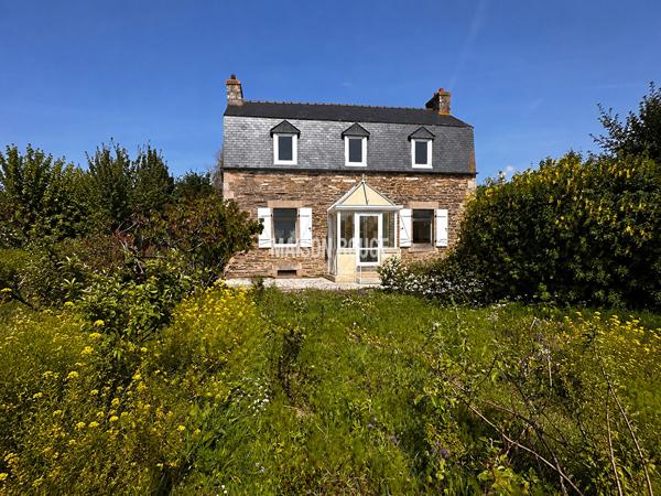 Maison Rouge propose un belle maison de pays