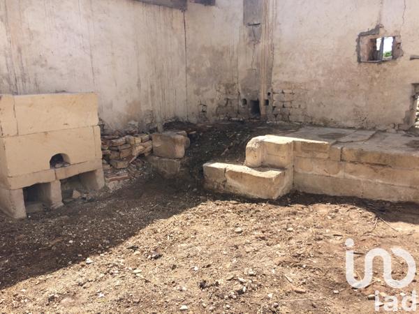 Maison à vendre 4 pièces 375 m² Hiersac