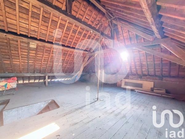 Maison 8 pièces de 236 m² à Onnaing (59264)