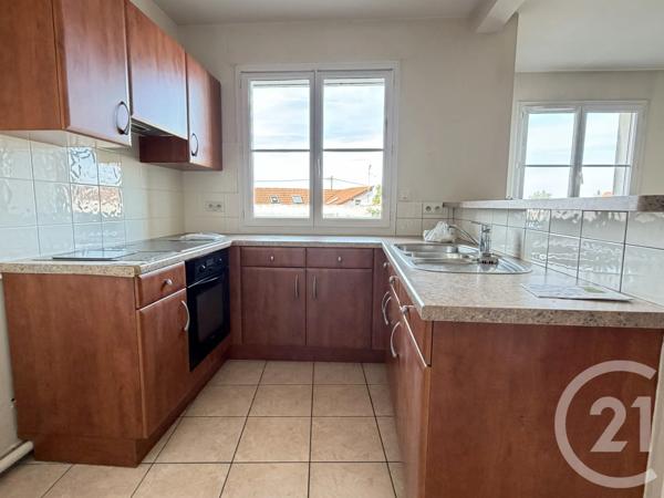 Appartement à vendre  3 pièces - 65,37 m 2   VILLEMANDEUR  - 45
