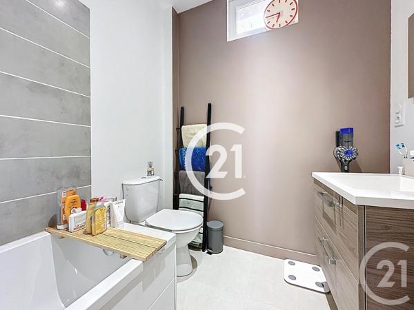 Appartement T2 à vendre  2 pièces - 78 m2 COGNAC - 16