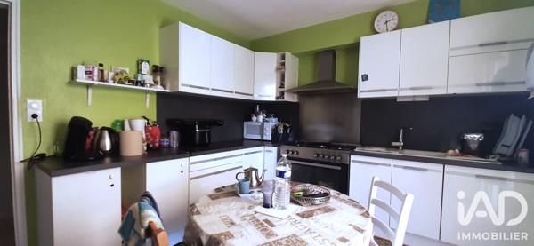 Maison à vendre 6 pièces 131 m² Noyal-Châtillon-sur-Seiche