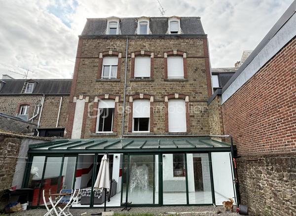 Immeuble mixte de 312,39 m²