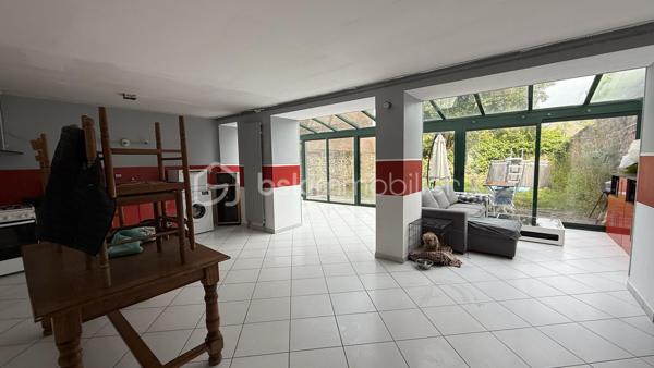 Immeuble mixte de 312,39 m²