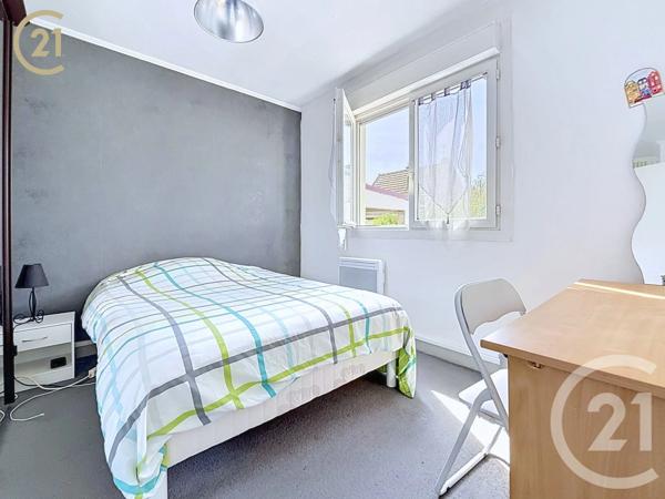 Maison à vendre  5 pièces - 93,85 m 2   BONDY  - 93