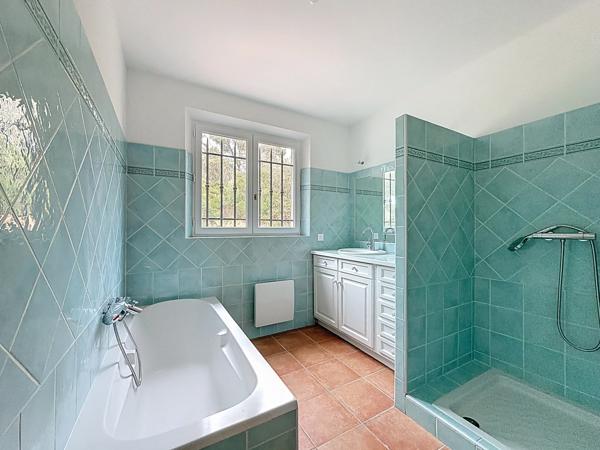 Maison 6 pièces - 140 m²