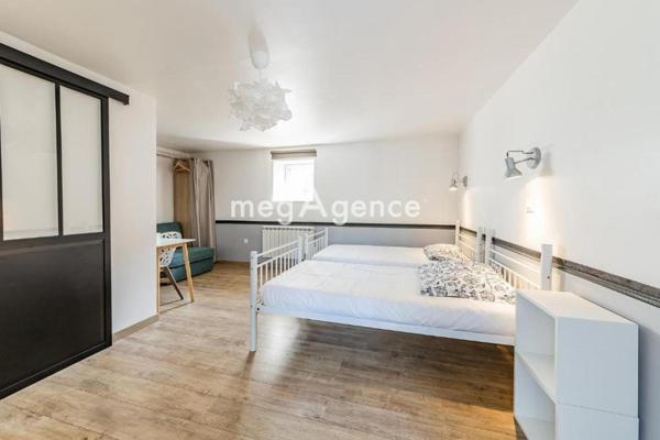 Maison à TRELIVAN, 22100 - 6 pièces 139m²