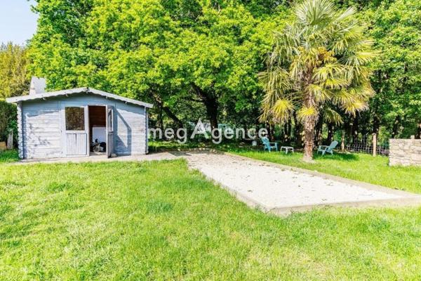 Maison à TRELIVAN, 22100 - 6 pièces 139m²