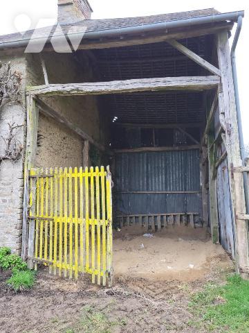 ESTRY : Maison d'habitation à rénover