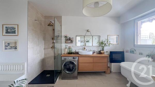 Appartement F5 à vendre  5 pièces - 120,07 m 2   NOGENT SUR MARNE  - 94