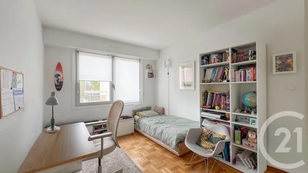 Appartement F5 à vendre  5 pièces - 120,07 m 2   NOGENT SUR MARNE  - 94