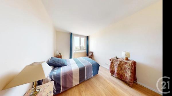 Appartement F4 à vendre  4 pièces - 80,06 m 2   AUBERVILLIERS  - 93