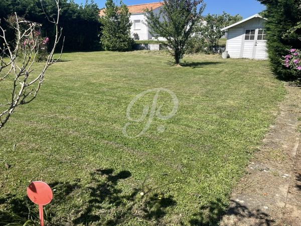 Proche centre ville 548m2 à batir Toutes les caractéristiques