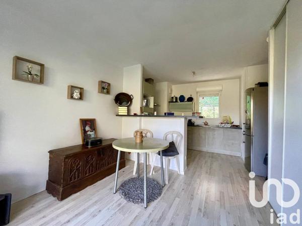 Appartement 2 pièces de 42 m² à Lahonce (64990)