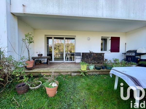 Appartement 2 pièces de 42 m² à Lahonce (64990)